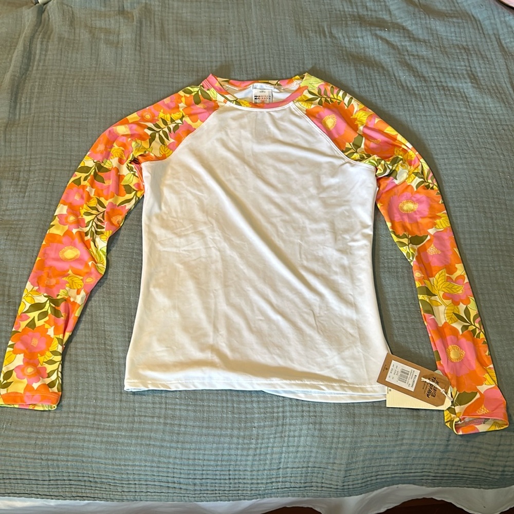 Billabong Women’s rashguard